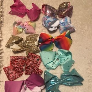 JoJo Large bows
